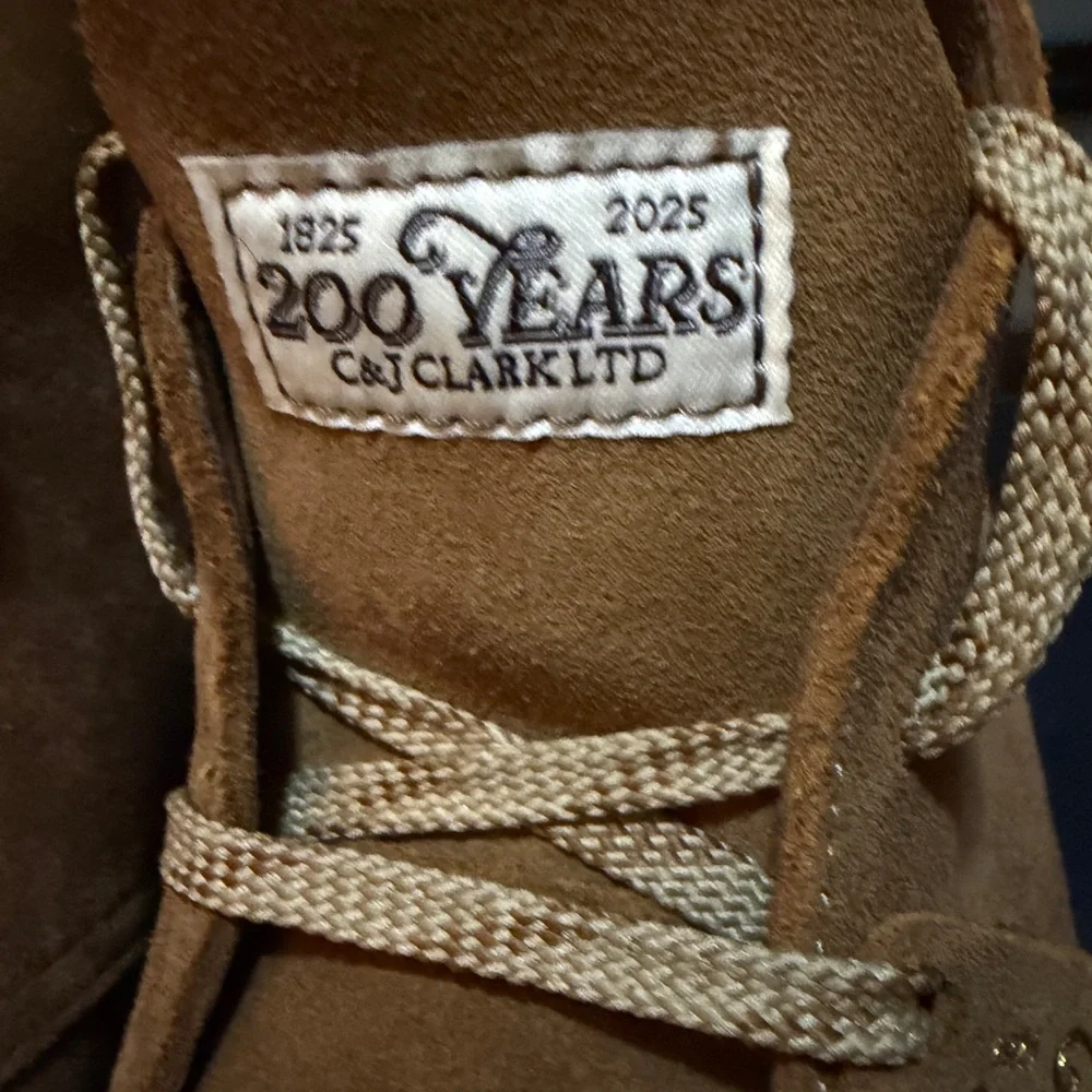 Clarks Tan Suede Men's Shoes - Picture 4 of 6
